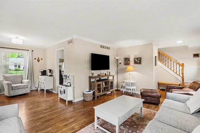 1723 Carlsbrook Lane, Portage, MI 49024