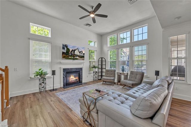 3007 Bay Shore LN, Suffolk, VA 23435