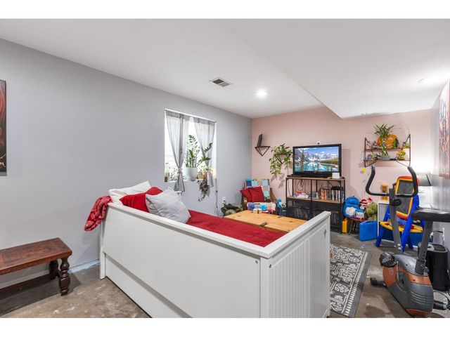 1029 E 24th St Ln, Greeley, CO 80631