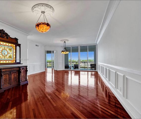 20165 NE 39 Place 403, Aventura, FL 33180