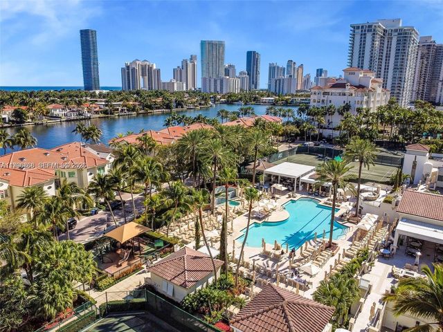 20165 NE 39 Place 403, Aventura, FL 33180