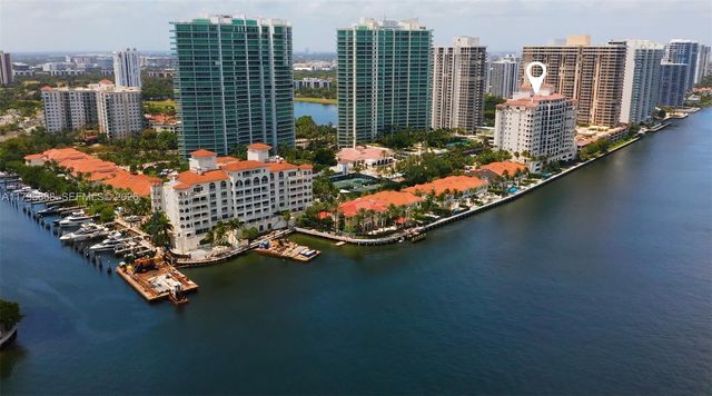 20165 NE 39 Place 403, Aventura, FL 33180