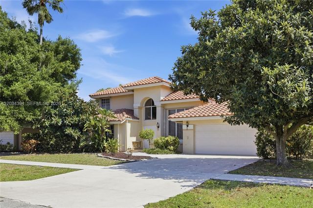 9612 N Carousel Cir N, Boca Raton, FL 33434