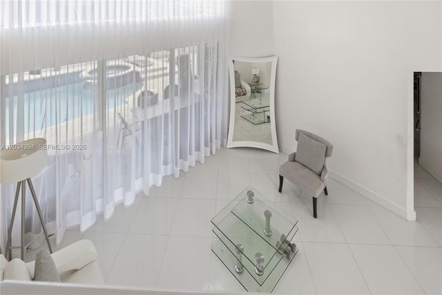 9612 N Carousel Cir N, Boca Raton, FL 33434