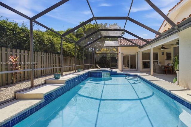 9612 N Carousel Cir N, Boca Raton, FL 33434