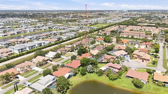 9612 N Carousel Cir N, Boca Raton, FL 33434