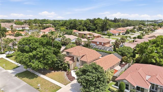 9612 N Carousel Cir N, Boca Raton, FL 33434