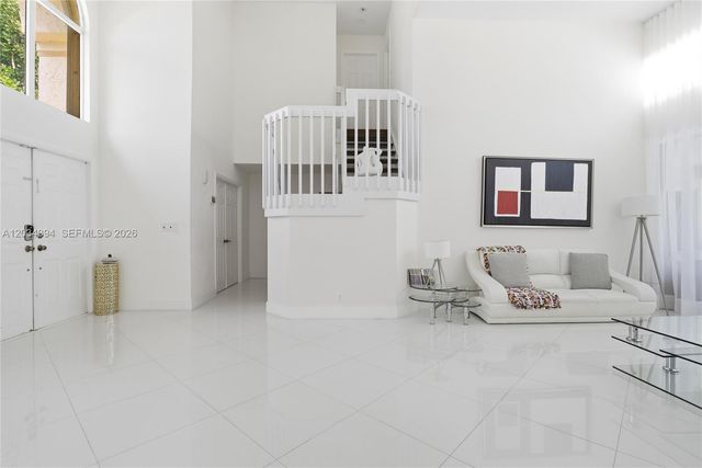 9612 N Carousel Cir N, Boca Raton, FL 33434