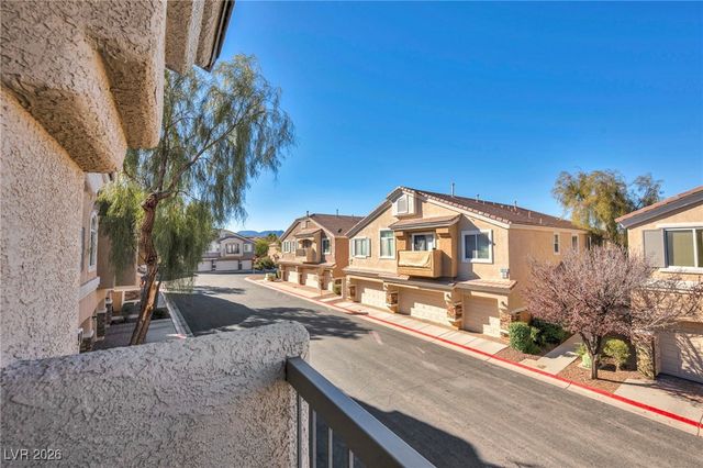 1090 Sheer Paradise Lane 101, Henderson, NV 89002