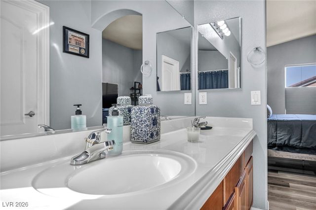 1090 Sheer Paradise Lane 101, Henderson, NV 89002