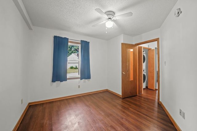 1404 Walnut Street, Cedar Falls, IA 50613