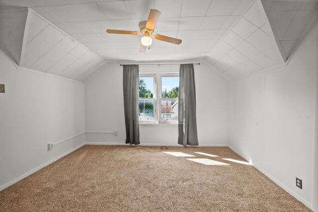 1404 Walnut Street, Cedar Falls, IA 50613