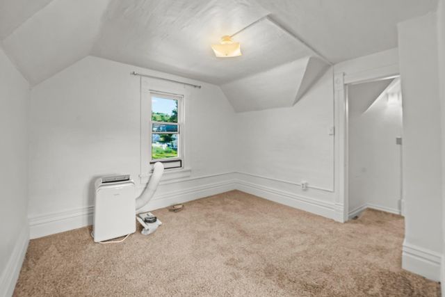 1404 Walnut Street, Cedar Falls, IA 50613