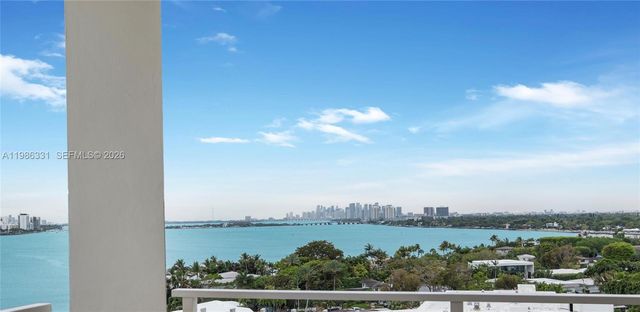 4000 Towerside Ter 1102, Miami, FL 33138