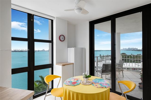 4000 Towerside Ter 1102, Miami, FL 33138