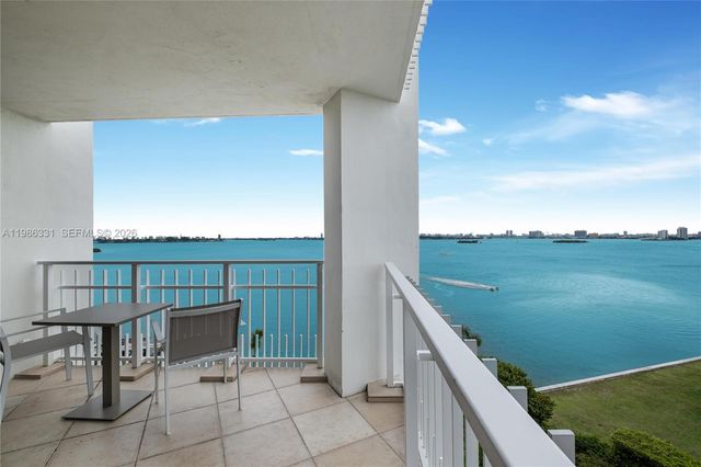 4000 Towerside Ter 1102, Miami, FL 33138