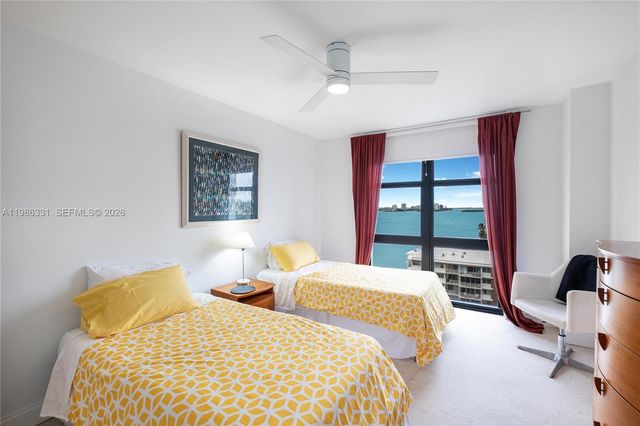 4000 Towerside Ter 1102, Miami, FL 33138