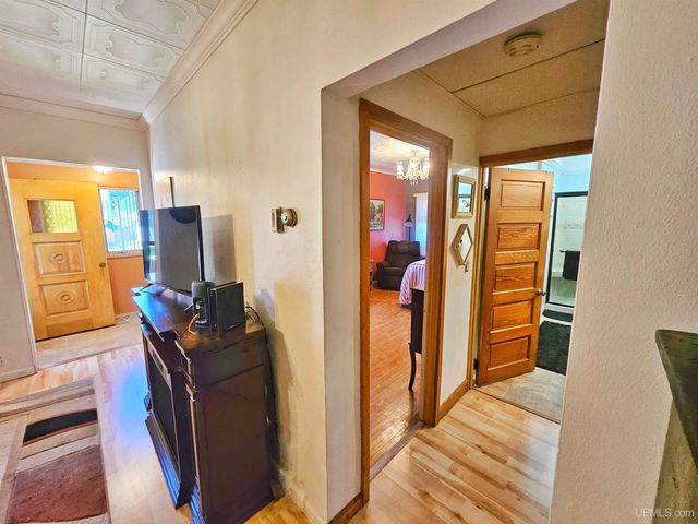 212 Wilson Avenue, Kingsford, MI 49802