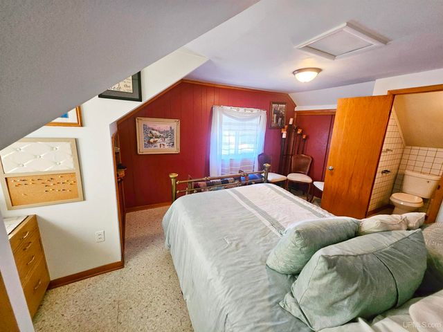 212 Wilson Avenue, Kingsford, MI 49802