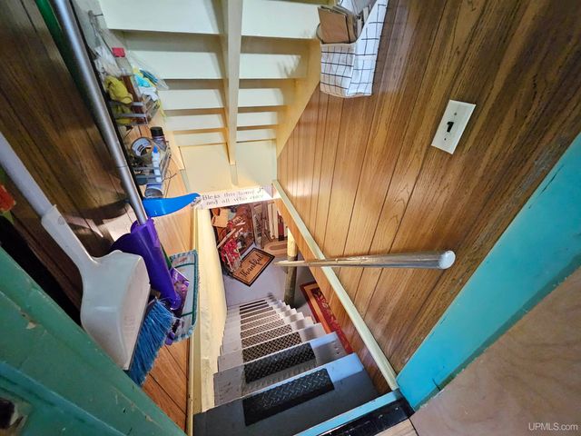 212 Wilson Avenue, Kingsford, MI 49802