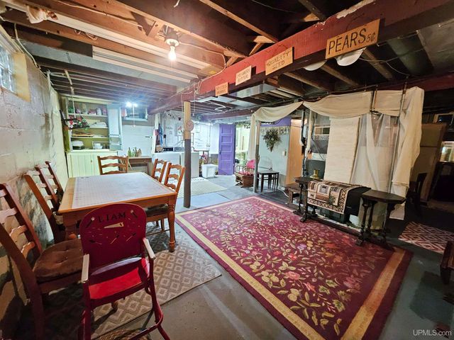 212 Wilson Avenue, Kingsford, MI 49802