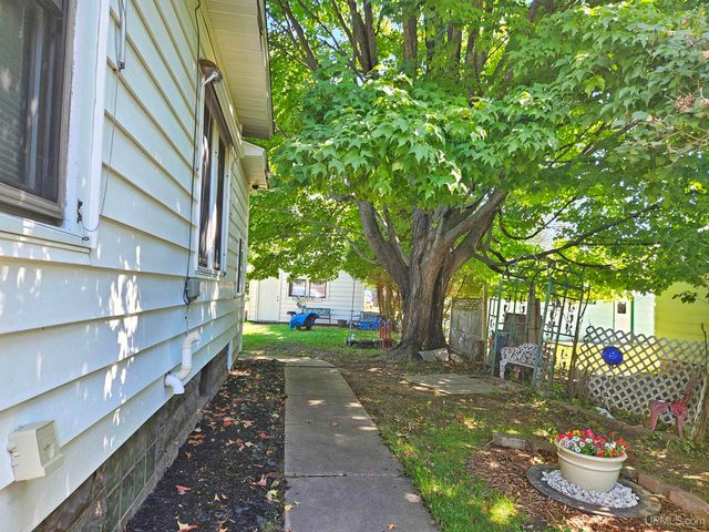 212 Wilson Avenue, Kingsford, MI 49802