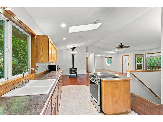 25717 Ne DEER RIDGE Rd, Yacolt, WA 98675