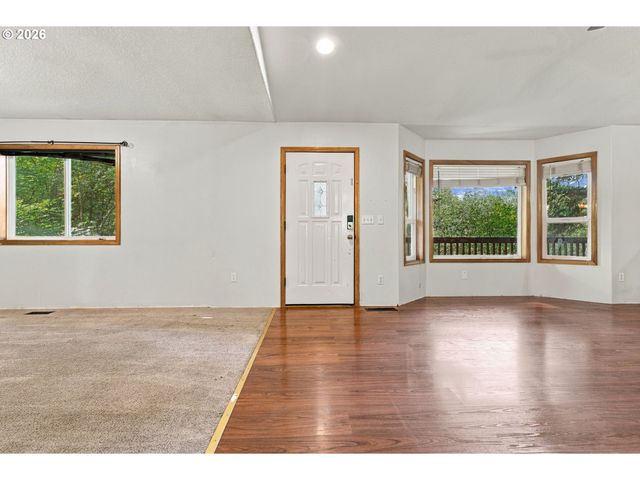 25717 Ne DEER RIDGE Rd, Yacolt, WA 98675