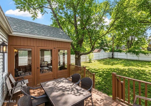 51 Milo Street, Hudson, NY 12534