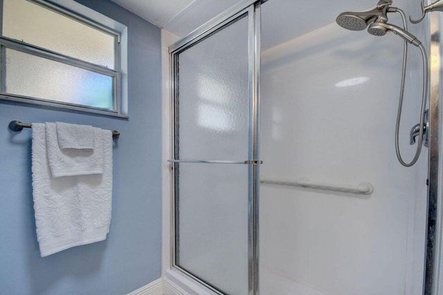 3465 Via Poinciana 803, Lake Worth, FL 33467