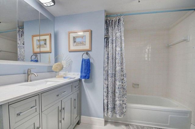 3465 Via Poinciana 803, Lake Worth, FL 33467