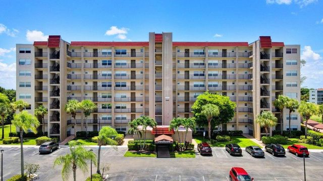 3465 Via Poinciana 803, Lake Worth, FL 33467