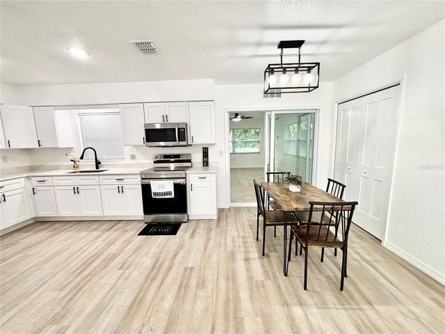 1516 AVENUE D NE, Winter Haven, FL 33881