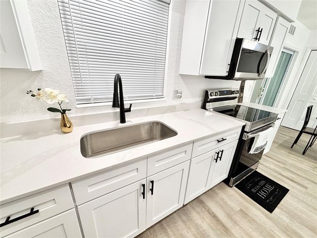 1516 AVENUE D NE, Winter Haven, FL 33881