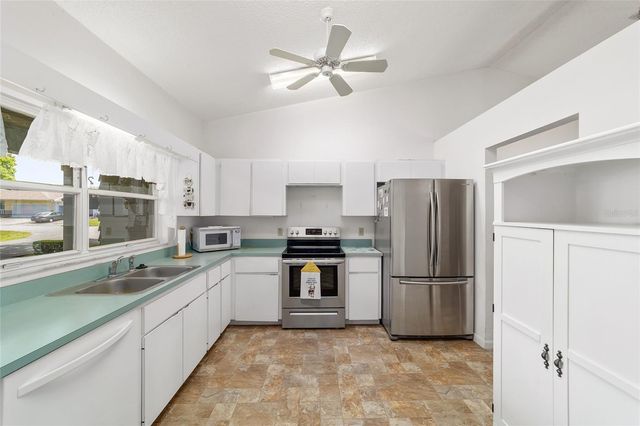 9270 SW 97TH STREET B, Ocala, FL 34476