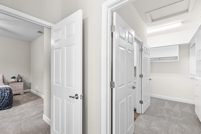 1324 Chestnut Hill Dr, Manteca, CA 95336