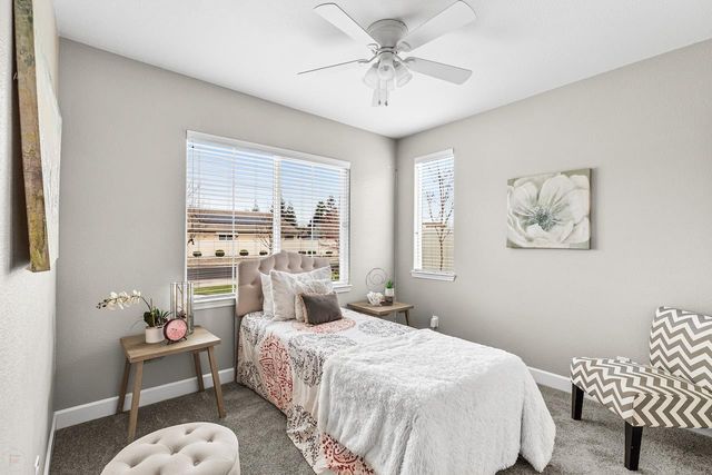 1324 Chestnut Hill Dr, Manteca, CA 95336