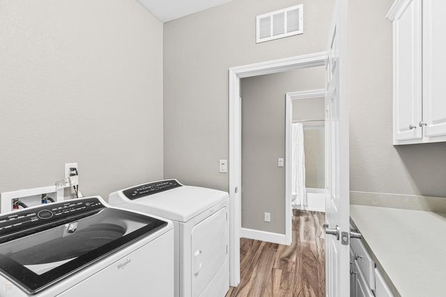 1324 Chestnut Hill Dr, Manteca, CA 95336