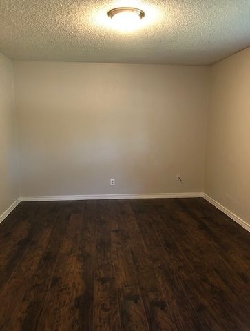 901 Downing Street, Forney, TX 75126