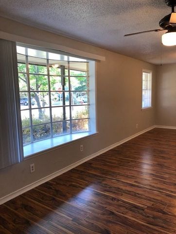 901 Downing Street, Forney, TX 75126