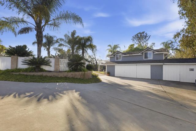 13764 McNally Rd, Valley Center,, CA 92082