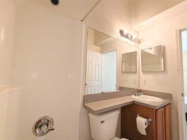 3521 SW 30TH WAY 104, Gainesville, FL 32608