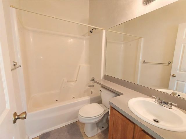 3521 SW 30TH WAY 104, Gainesville, FL 32608