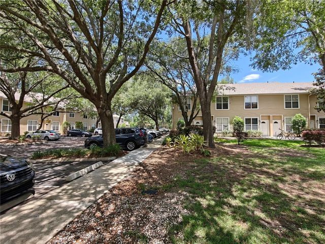 3521 SW 30TH WAY 104, Gainesville, FL 32608