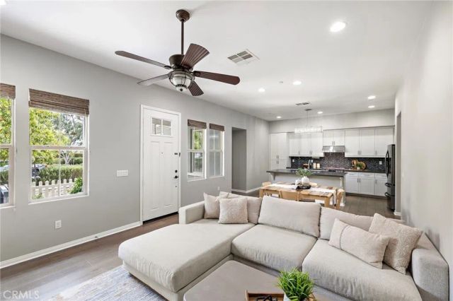93 Promesa Avenue, Rancho Mission Viejo, CA 92694