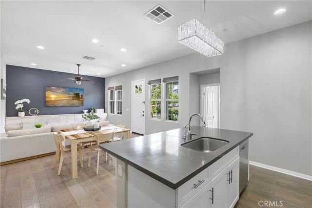 93 Promesa Avenue, Rancho Mission Viejo, CA 92694