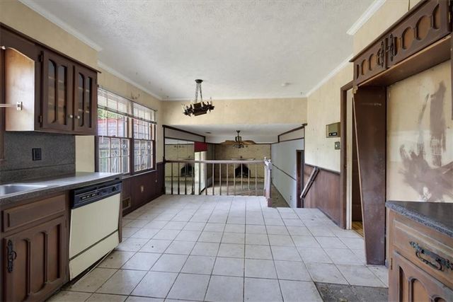 3594 Ale Circle, East Point, GA 30344
