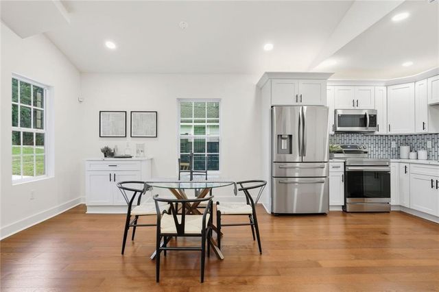 2822 Waters SW Road, Atlanta, GA 30354