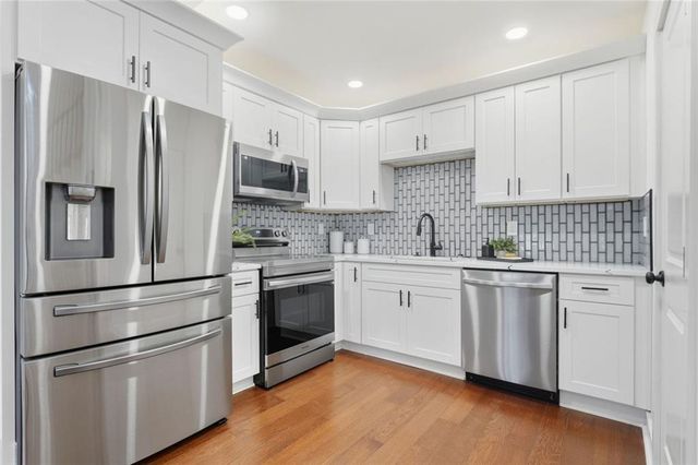 2822 Waters SW Road, Atlanta, GA 30354