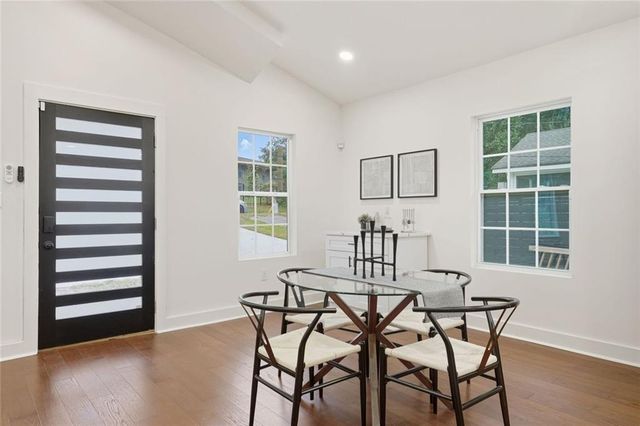 2822 Waters SW Road, Atlanta, GA 30354